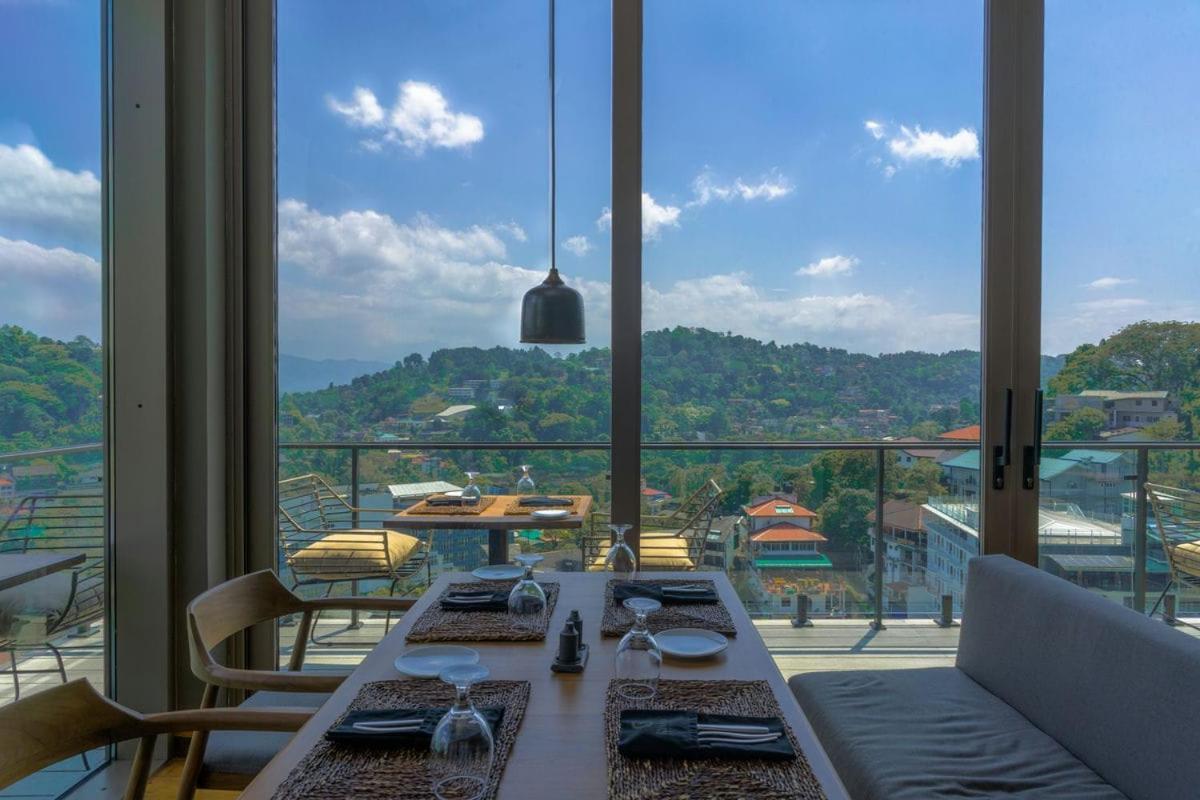 Rivora Heights Hotell Kandy Eksteriør bilde